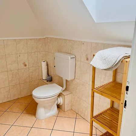 Ilona Apartmanhazak Gyenesdiás