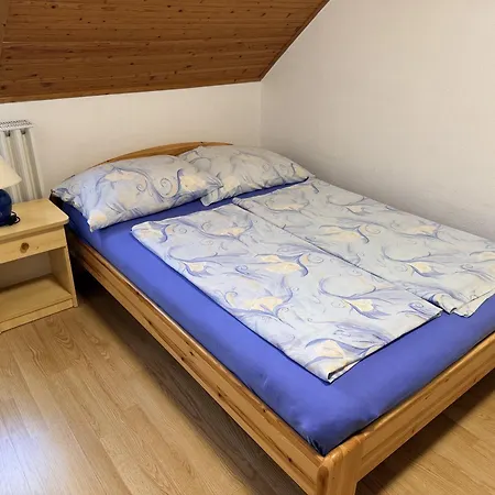 شقة Ilona Apartmanhazak *