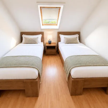Ilona Apartmanhazak
